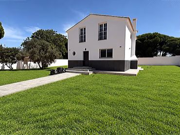 Chalet con jardín en venta en Las Lagunas - Campano
