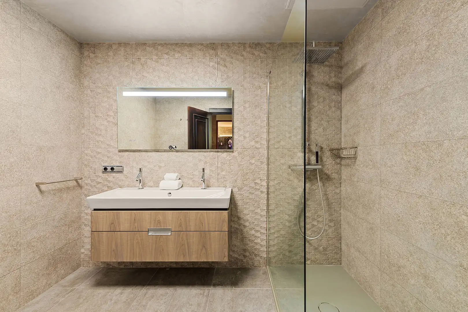 Baño de Casa o chalet en venta en Benahavís con Aire acondicionado, Jardín privado y Terraza