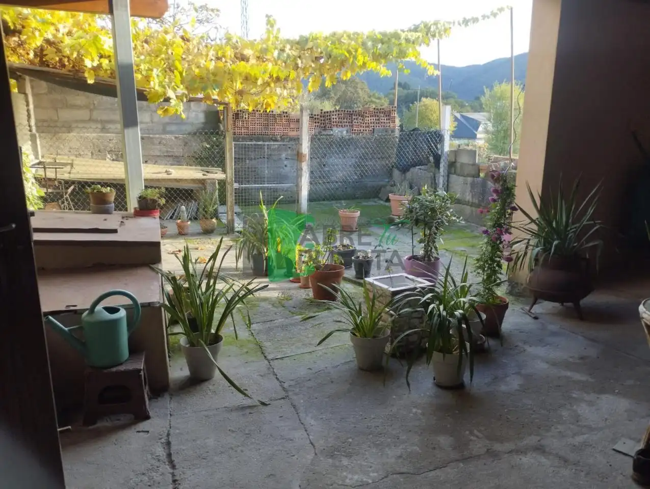 Jardí de Casa o xalet en venda en Ourense Capital  amb Calefacció, Jardí privat i Moblat