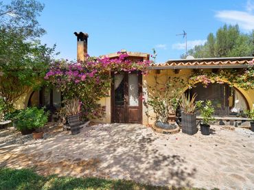 Maison rustique avec piscine à vendre à Algaida