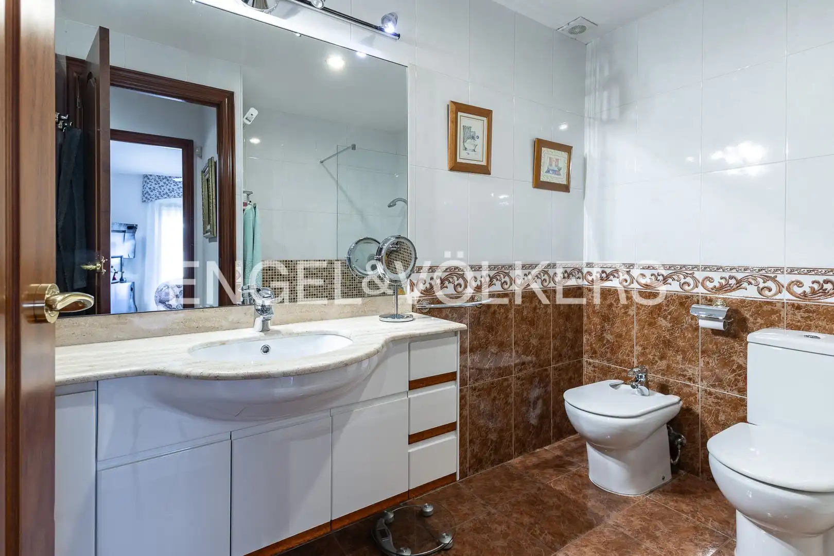 Bany de Casa o xalet en venda en Barcelona amb Aire condicionat, Calefacció i Parquet