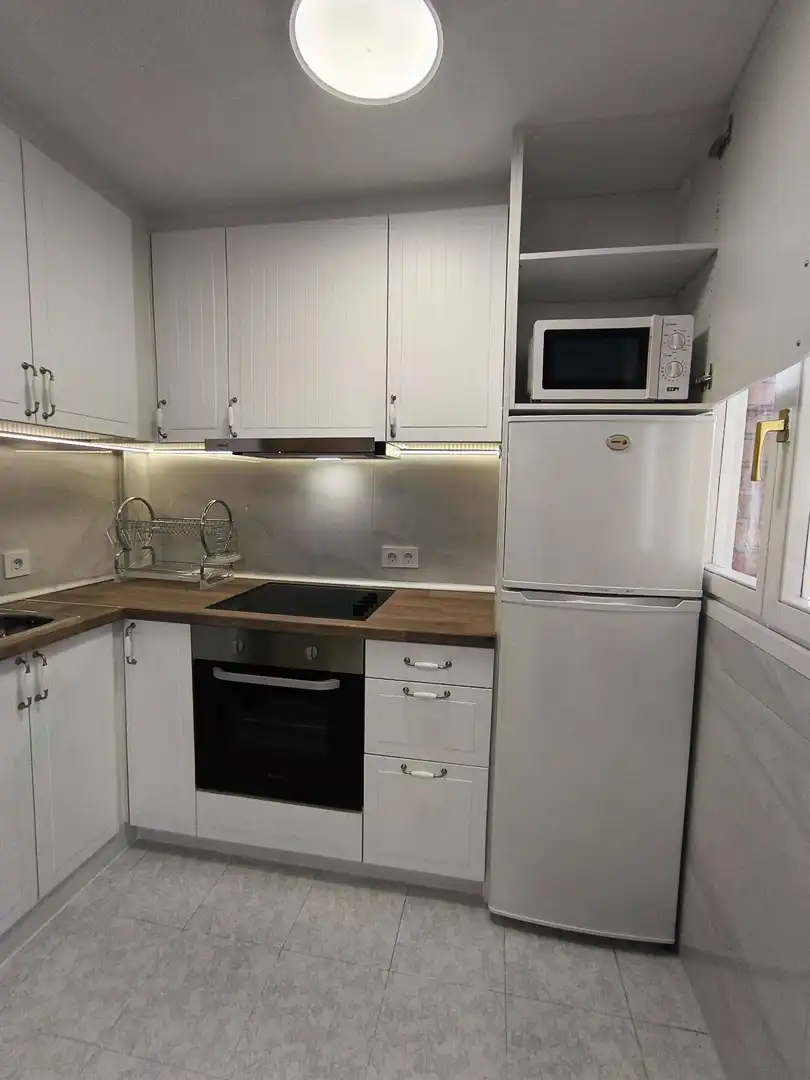 Cocina de Loft en venta en Torrevieja con Aire acondicionado, Jardín privado y Amueblado