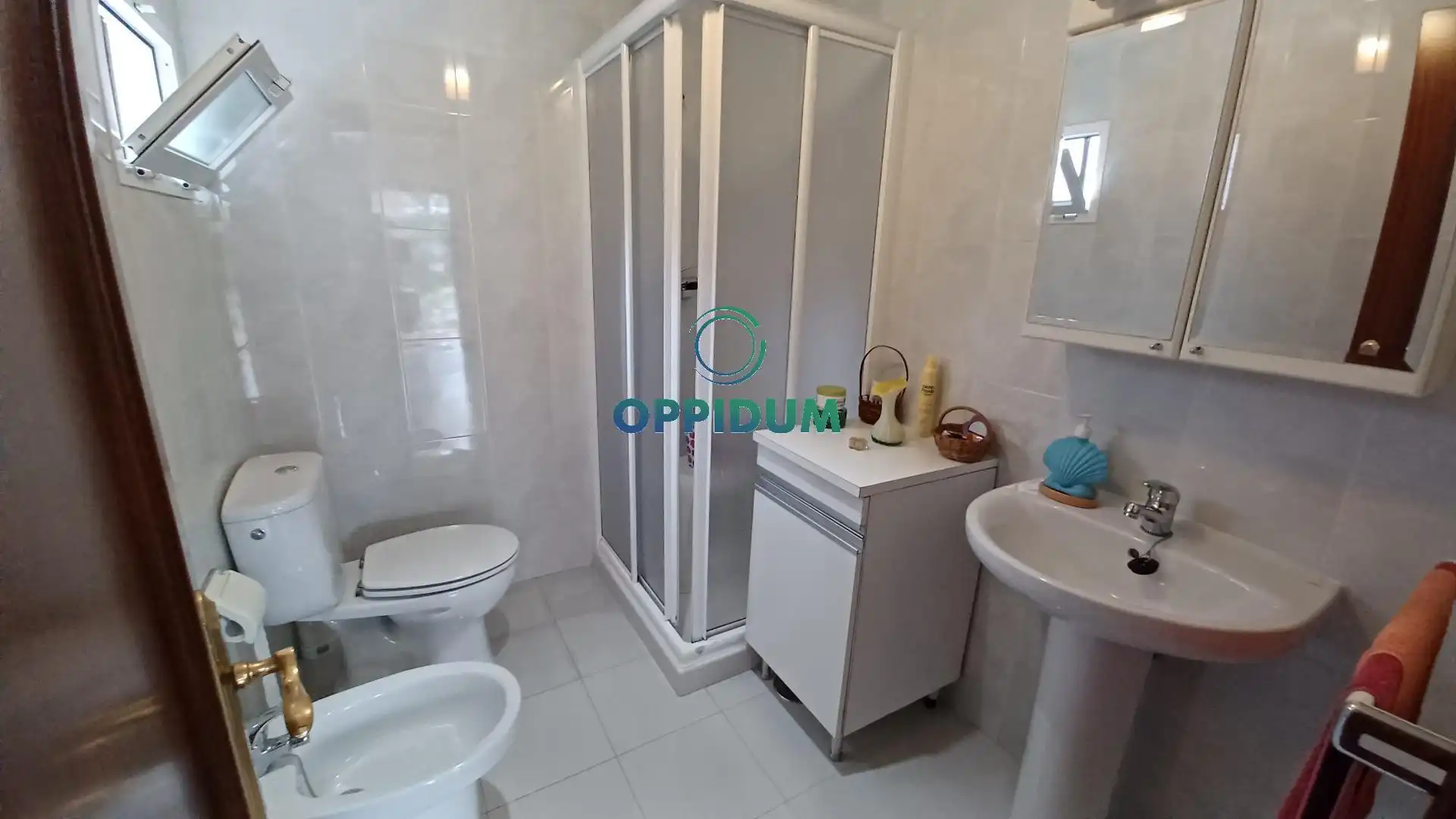 Bathroom of Houses for sale in Culleredo  with Private garden and Terrace