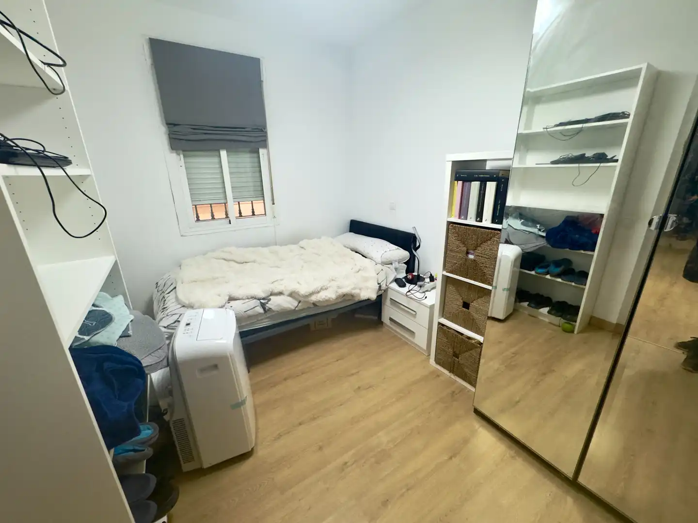Habitación de Planta baja en venta en Madrid con Calefacción