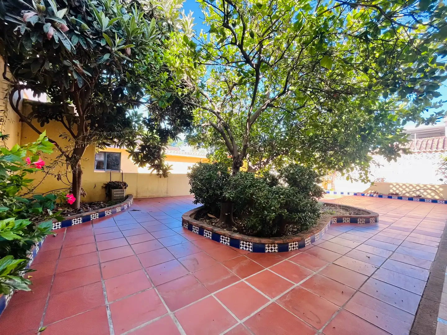 Terraza de Casa o chalet en venta en Fuengirola con Aire acondicionado, Jardín privado y Terraza