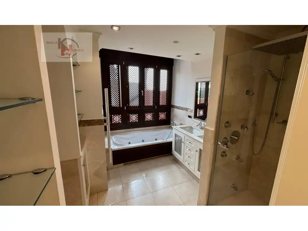Casa adosada en venta en Lomas de Marbella Club