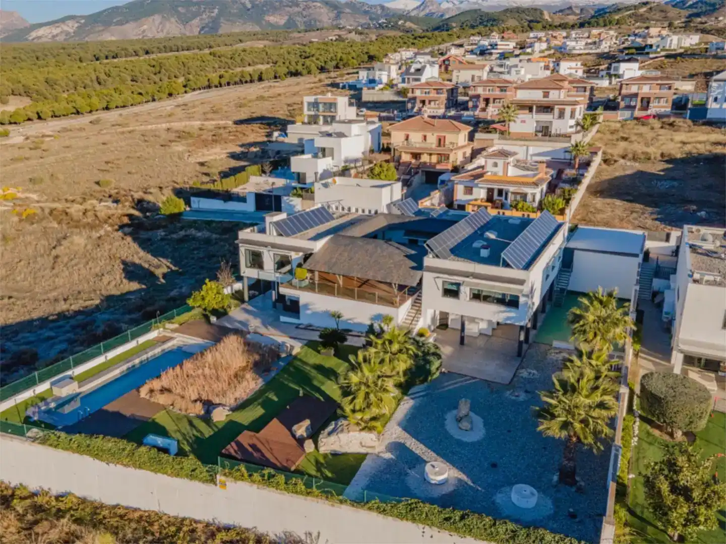 Vista exterior de Pis en venda en La Zubia amb Aire condicionat, Jardí privat i Parquet