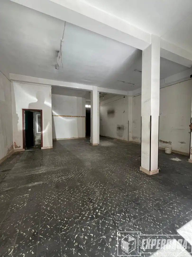 Gewerbefläche zum Verkauf in Camins al Grau, imagen 6