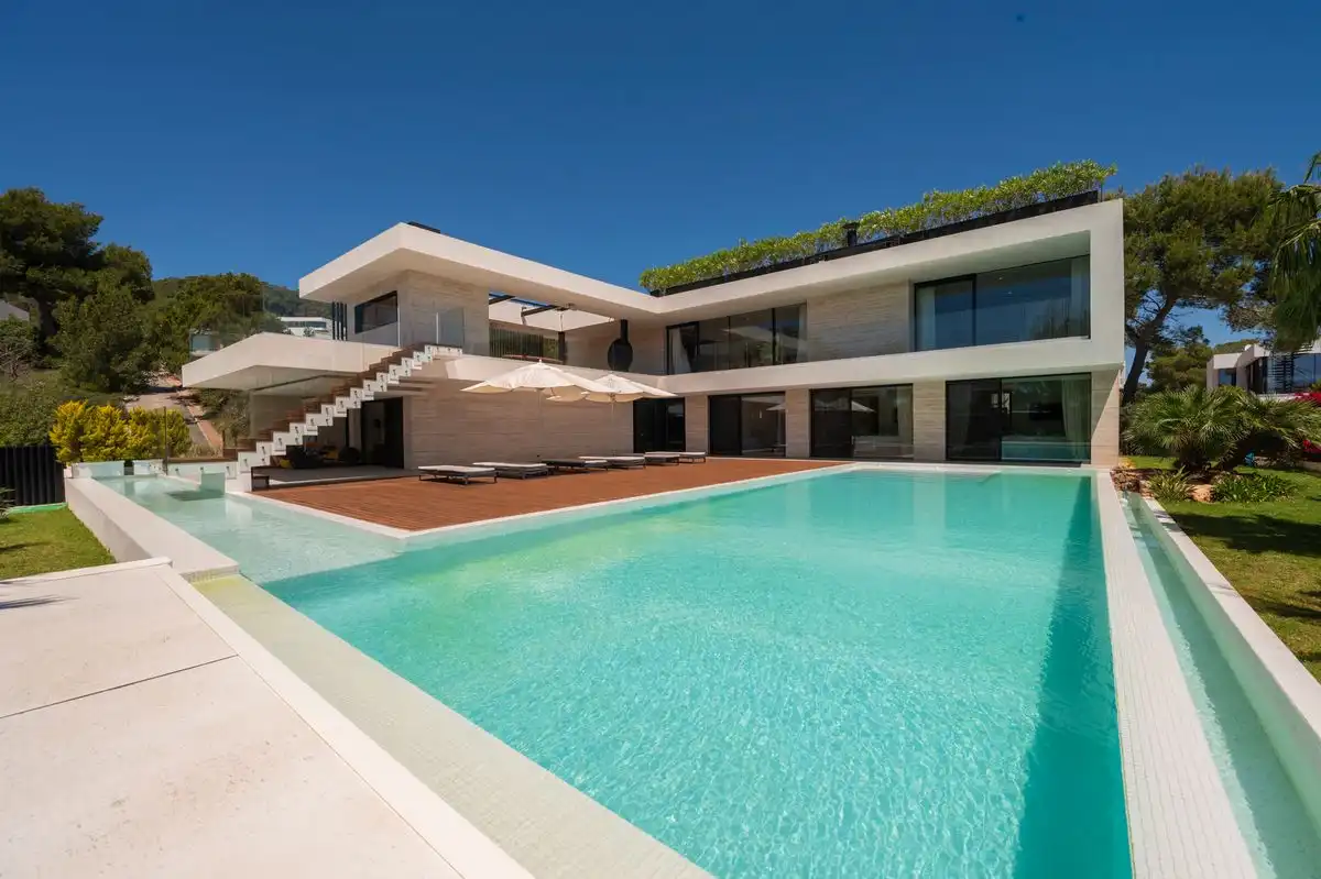 Casa amb terrassa en venda a Es Cubells