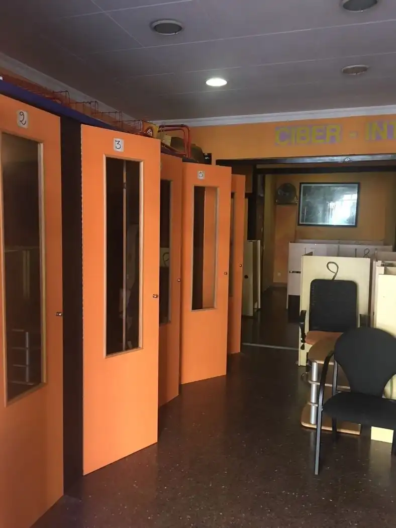 Local en venta en Mataró con Aire acondicionado