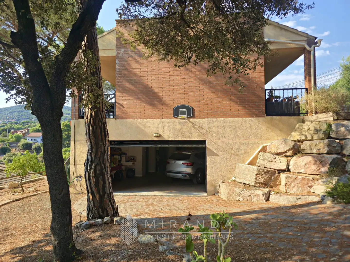 Vista exterior de Casa o xalet en venda en L'Ametlla del Vallès amb Calefacció, Jardí privat i Terrassa