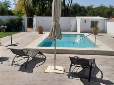Villa con piscina in vendita a Don Benito