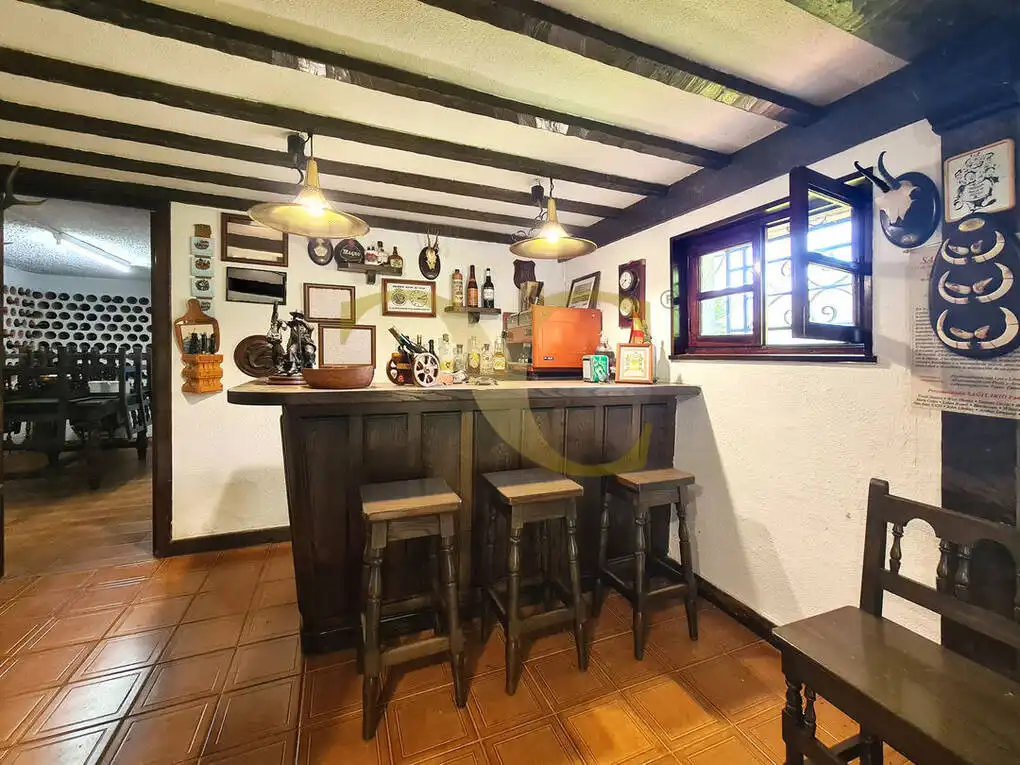 Casa o chalet en venta en Caso con Calefacción, Jardín privado y Terraza