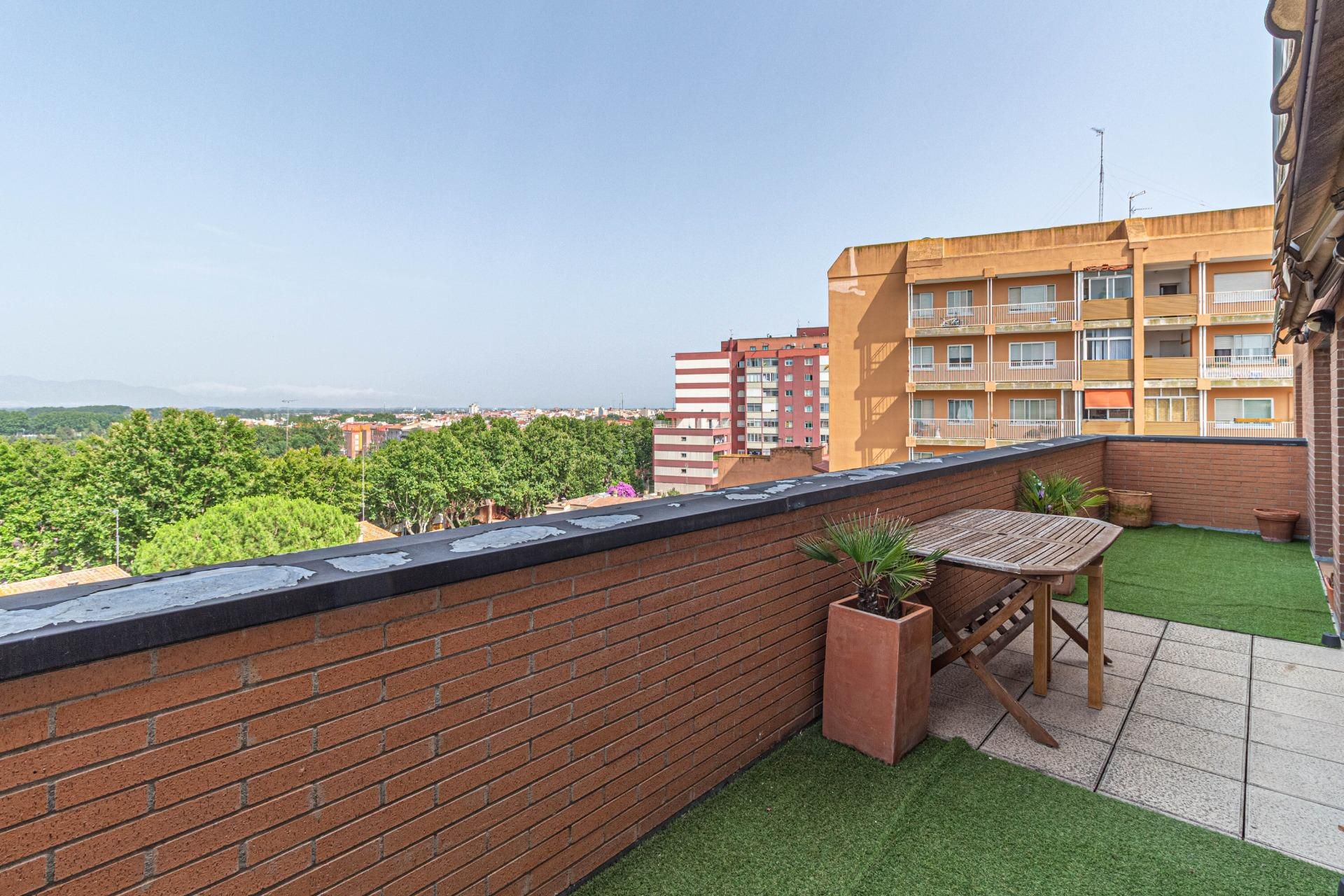 Terrace of Apartment for sale in Figueres  with Heating, Terrace and Storage room