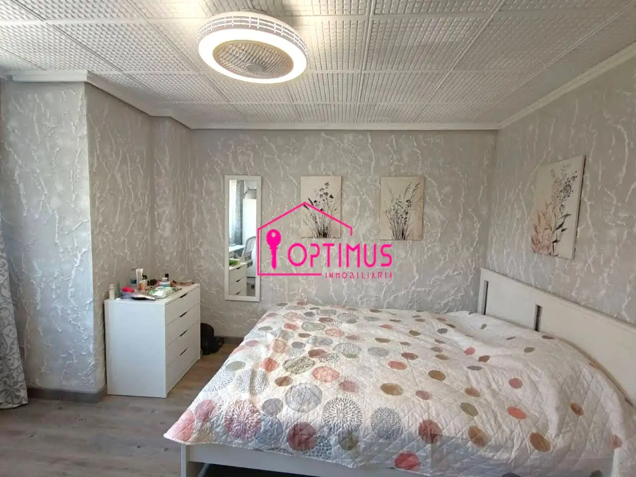 Dormitori de Apartament en venda en Xirivella amb Aire condicionat, Moblat i Forn
