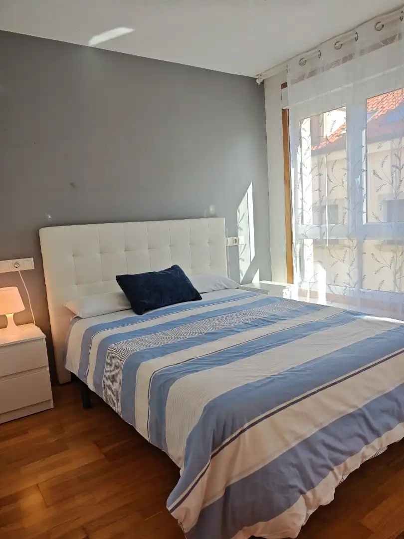 Dormitori de Apartament de lloguer en Fisterra amb Traster, Moblat i Forn