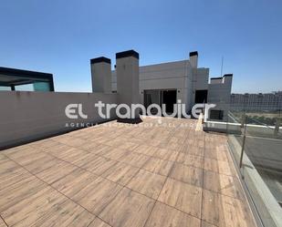 Terrassa de Àtic de lloguer en  Madrid Capital amb Aire condicionat, Terrassa i Traster