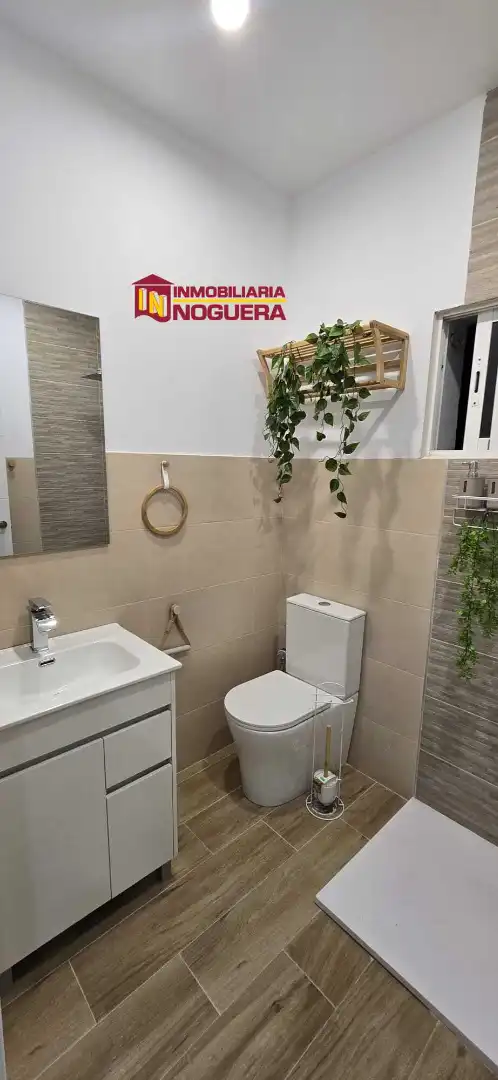Baño de Piso de alquiler en Écija con Amueblado
