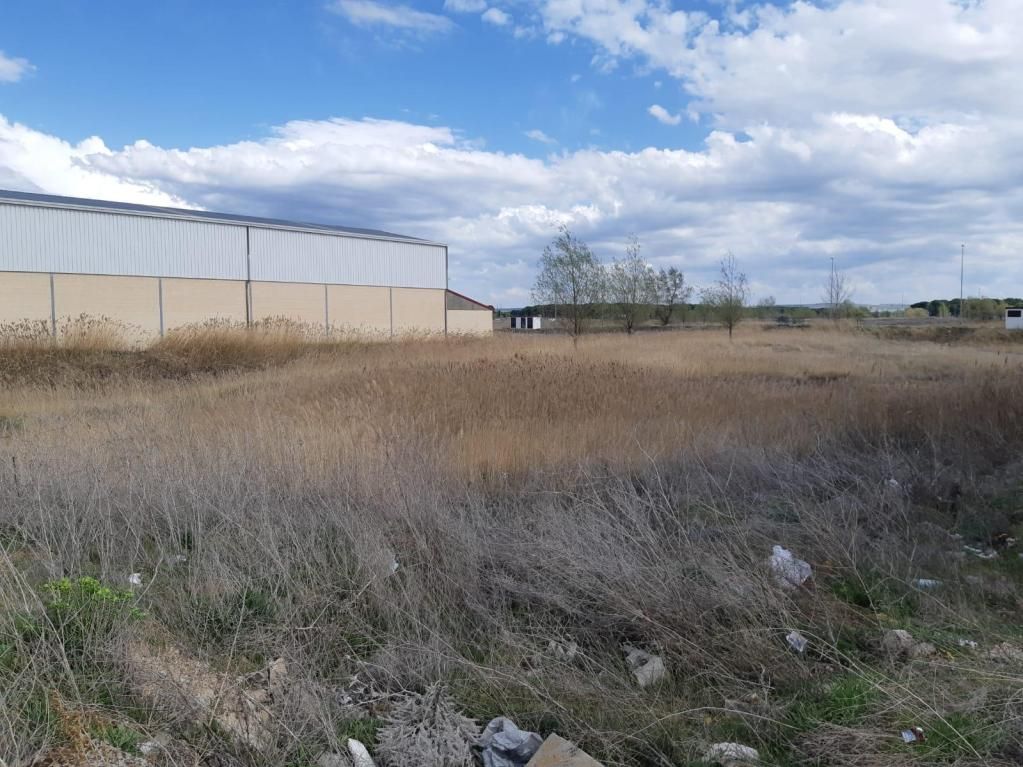 Oficina en venda a FRESNO, Aldeamayor de San Martín