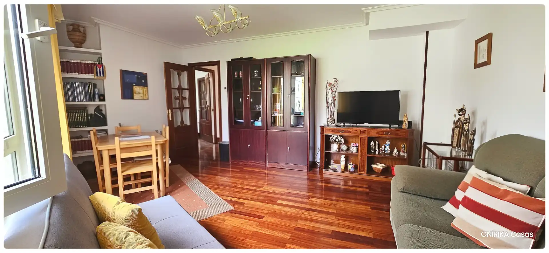 Sala de estar de Piso en venta en Ames con Calefacción, Amueblado y Horno