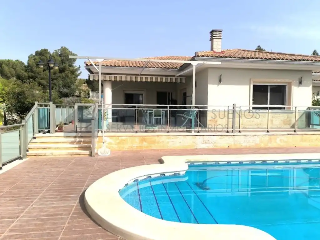 Casa o xalet de lloguer a Sax