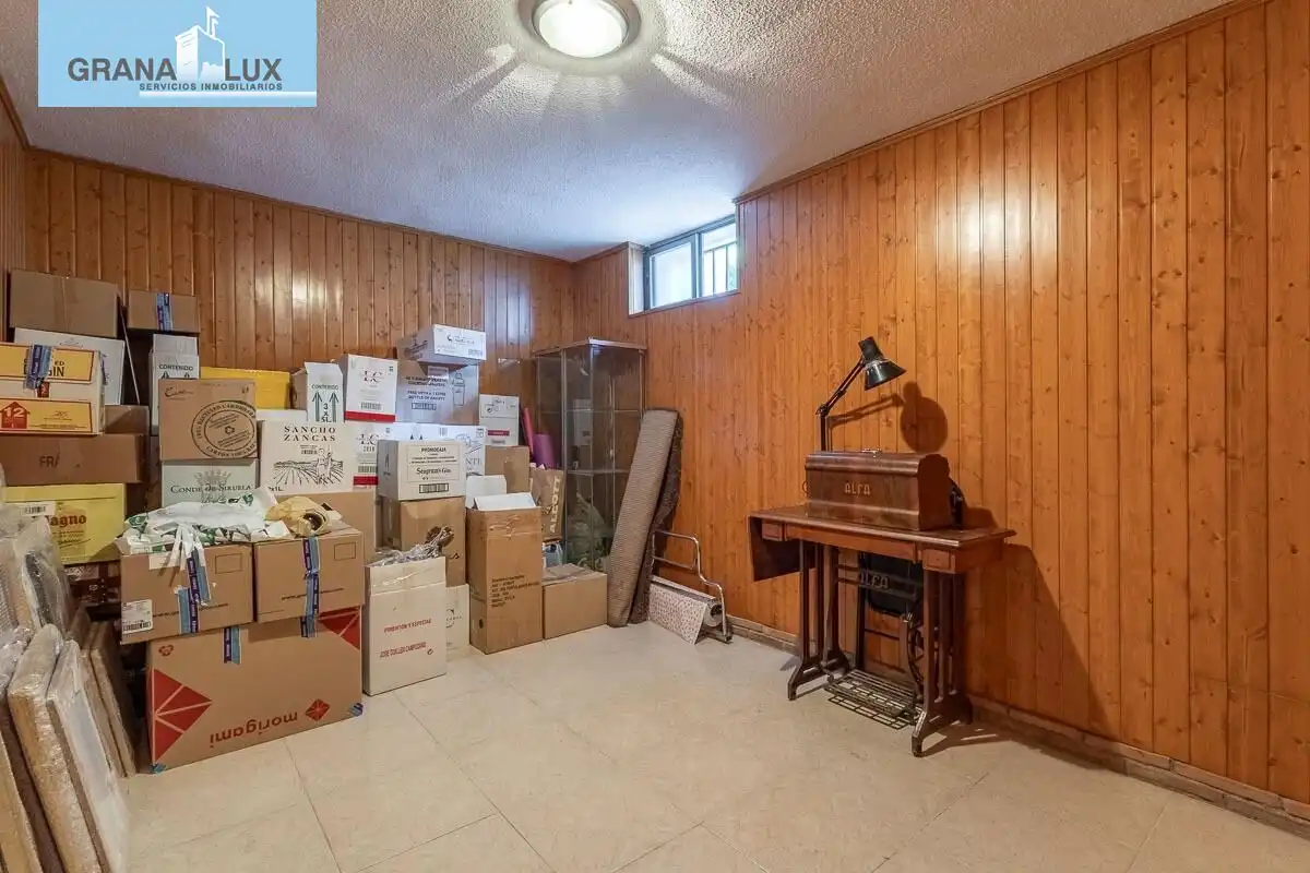 Chalet en venta en CALLE LIRIO, imagen 35