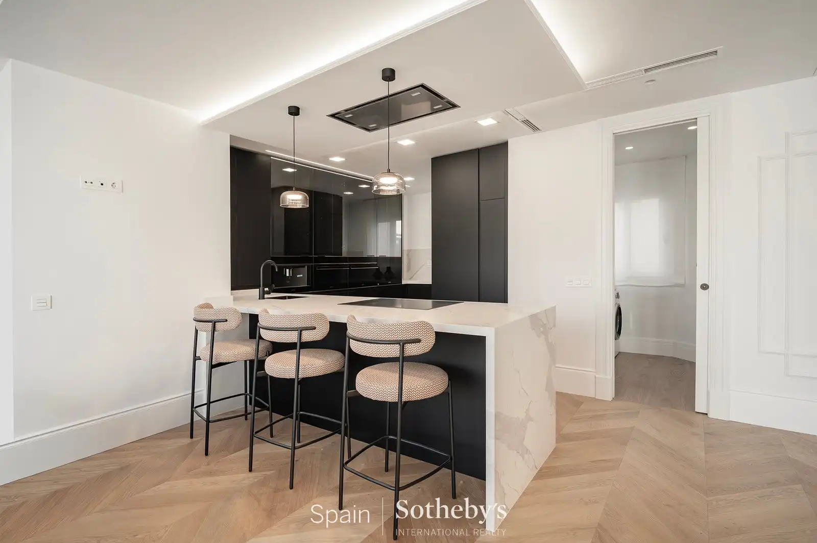 Cuina de Apartament en venda en Madrid amb Aire condicionat, Calefacció i Terrassa