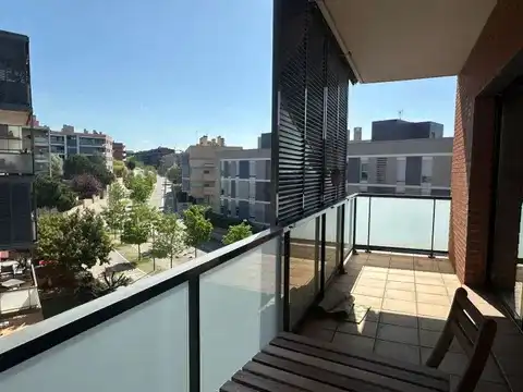 Dachboden zur Miete in Carrer de Jaume de Montcorb, Turó de Can Mates