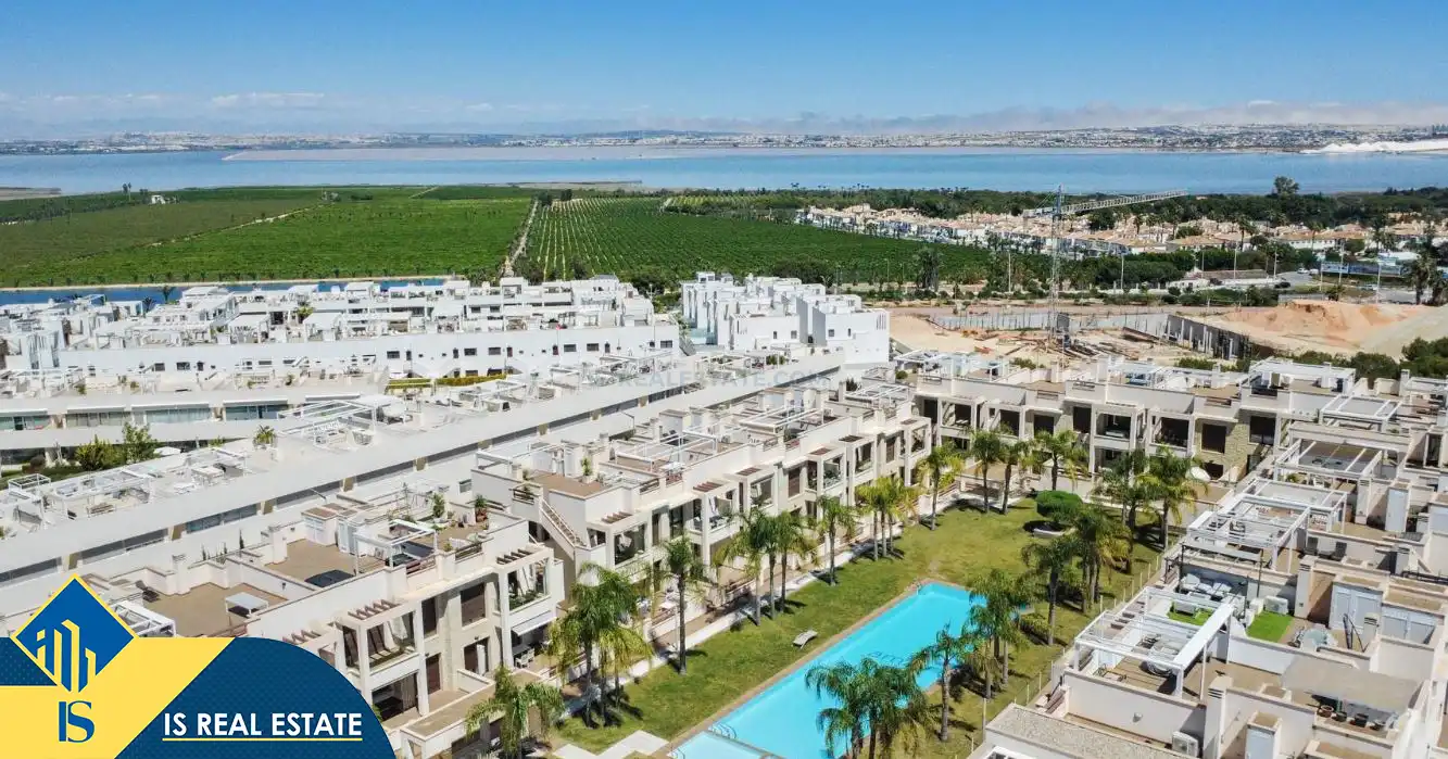 Apartamento con piscina en venta en Los Balcones - Los Altos, imagen 11
