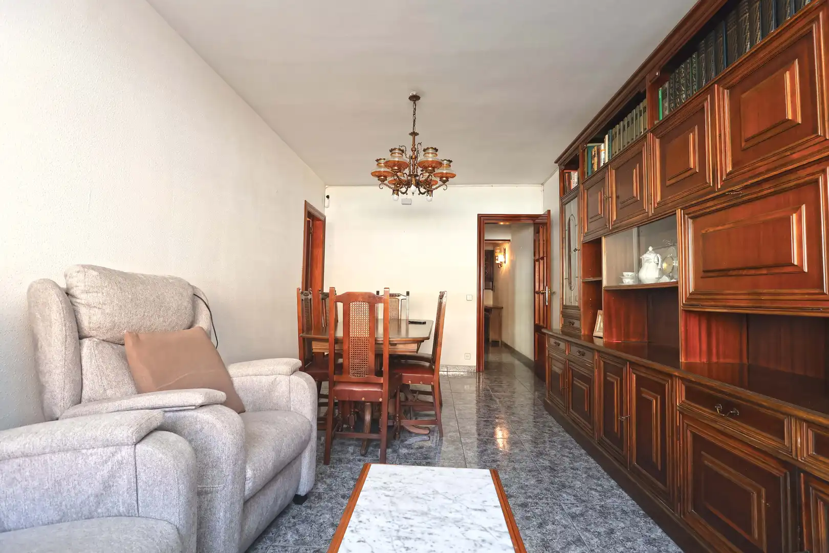 Appartamento con terrazza in vendita a Carrer de Miralta, imagen 2