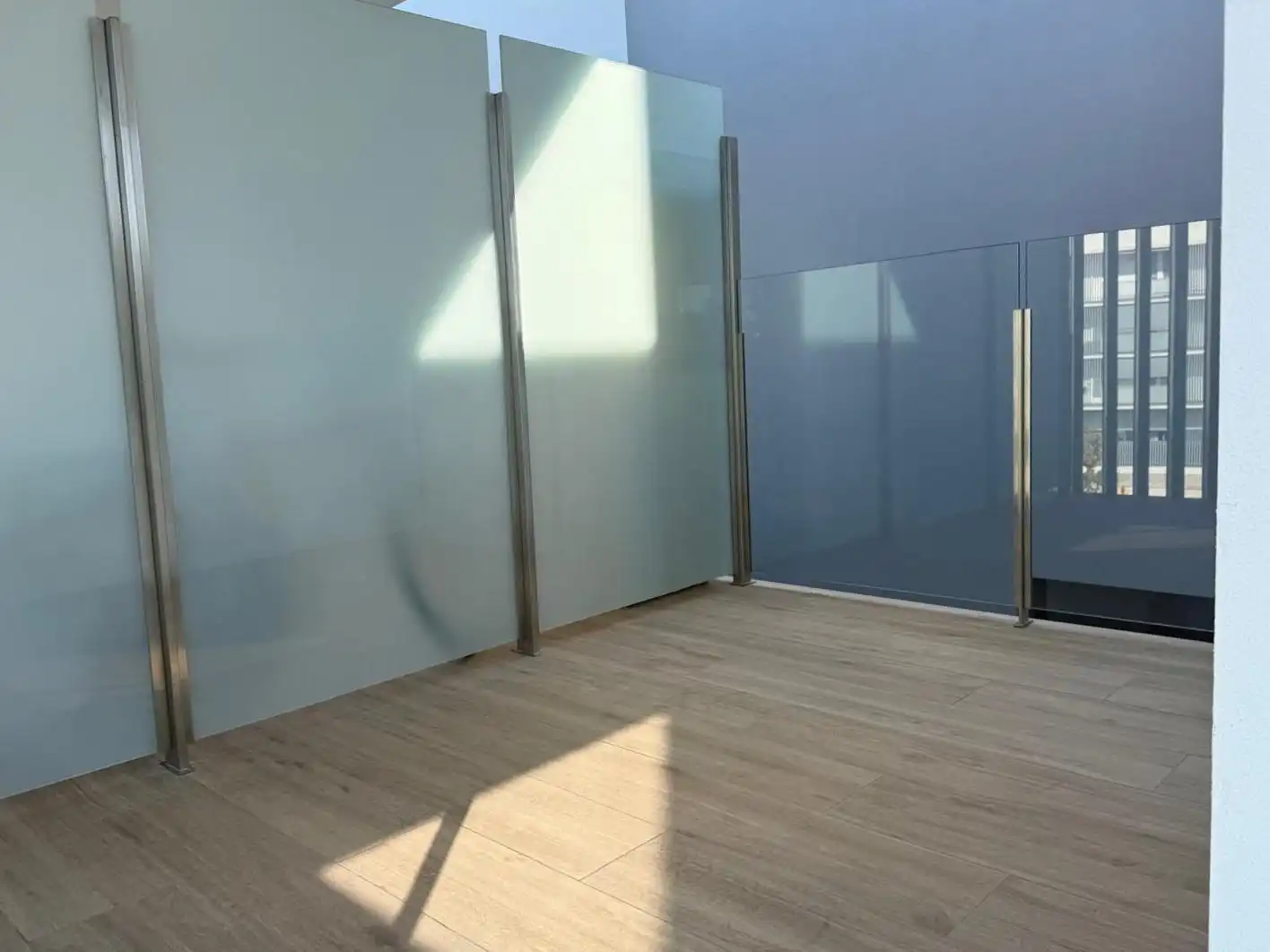 Flat for rent in Girona  with Storage room, Balcony and Community pool
