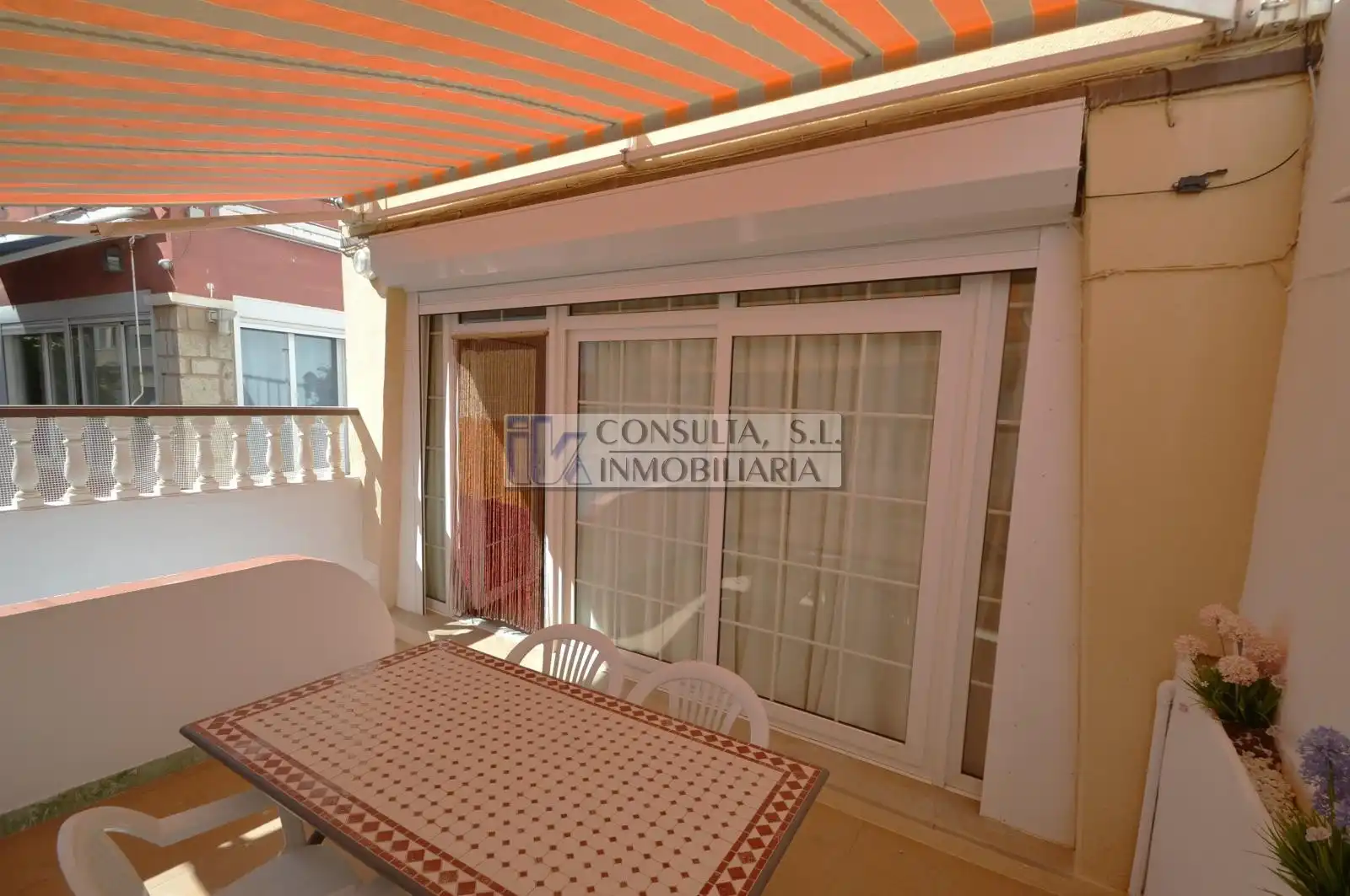 Terraced house with terrace for sale in Carrer de Sant Pasqual, imagen 2