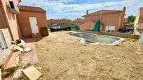 Casa adosada en venda en Valdeavero amb Aire condicionat i Piscina