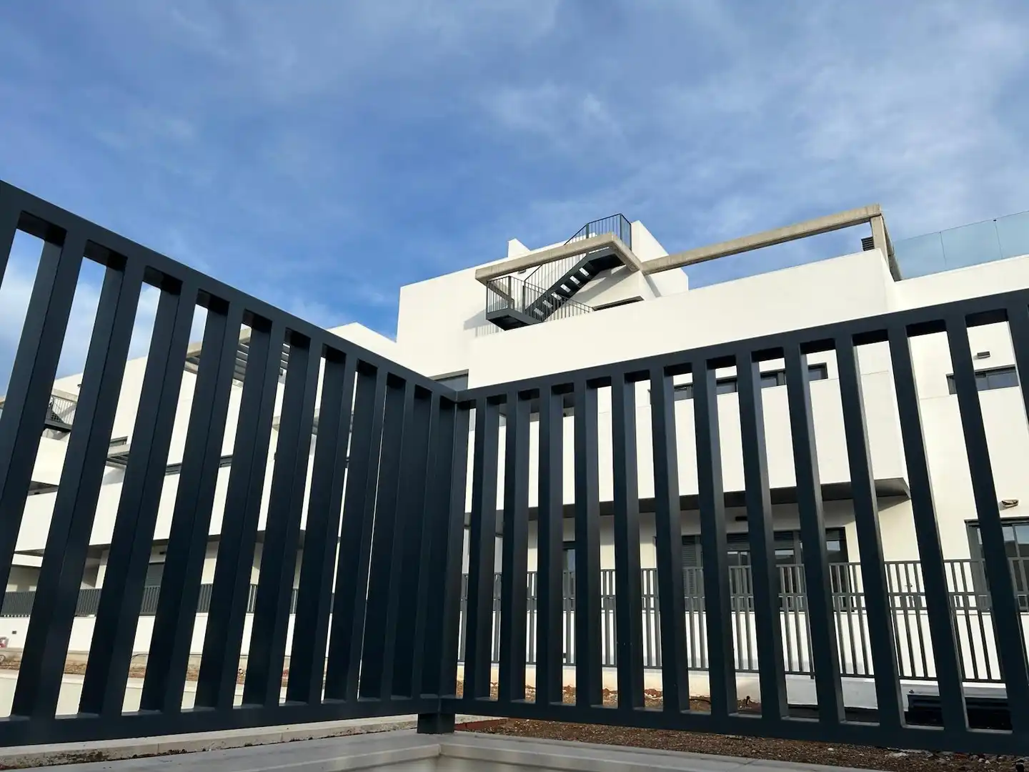 Exterior view of Flat for sale in Córdoba  with Air Conditioner, Heating and Terrace