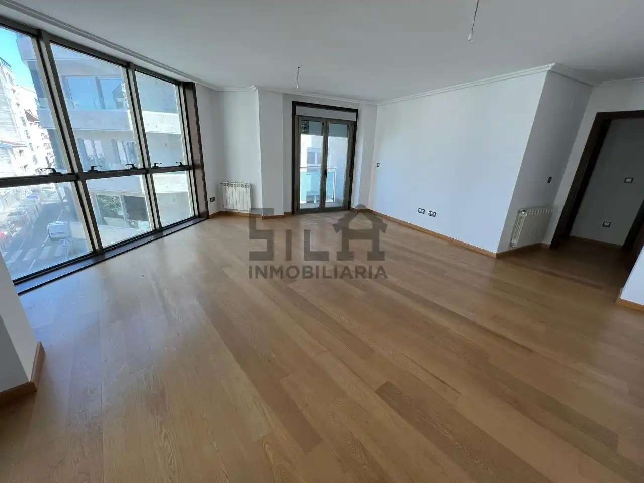 Sala de estar de Piso en venta en O Carballiño   con Calefacción, Trastero y Balcón