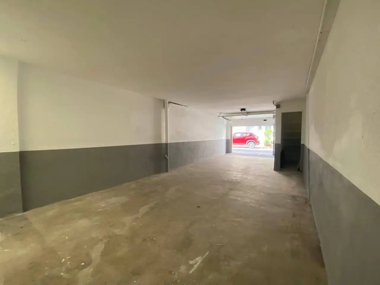 Garage for rent in Badalona, Barcelona