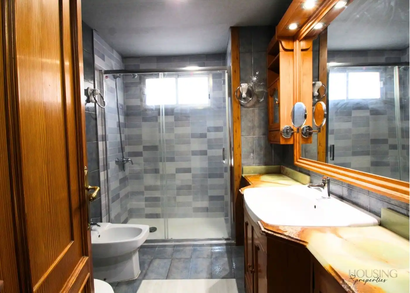 Badezimmer von Wohnung zur Miete in  Palma de Mallorca mit Klimaanlage und Balkon