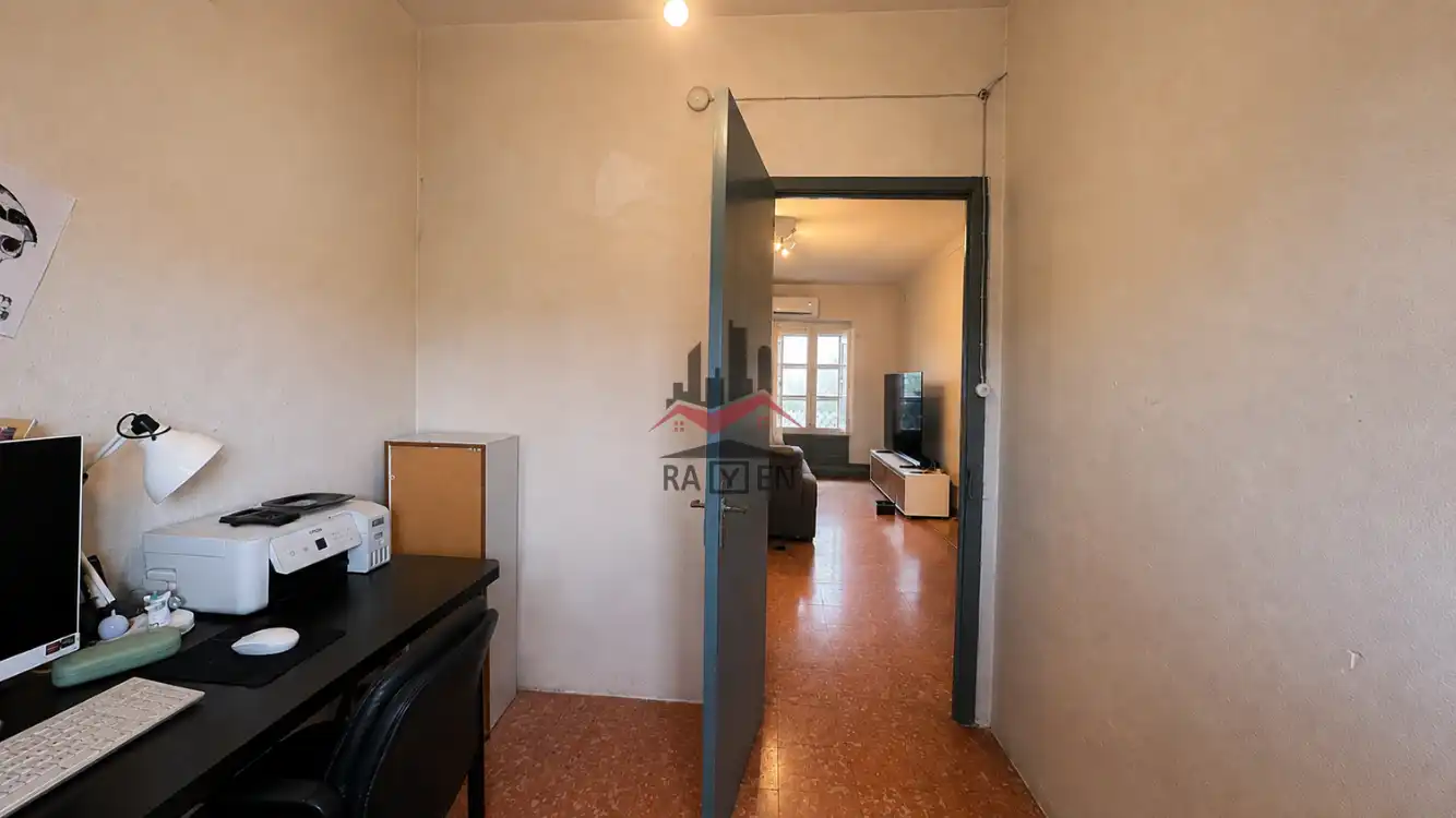 Dormitori de Casa adosada en venda en Riumors