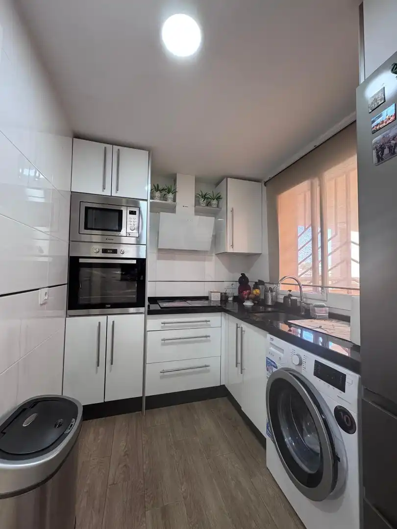 Cocina de Apartamento de alquiler en Mijas con Aire acondicionado, Terraza y Amueblado