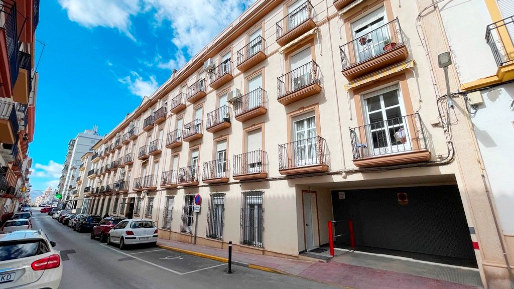 Exterior view of Garage for sale in Ronda