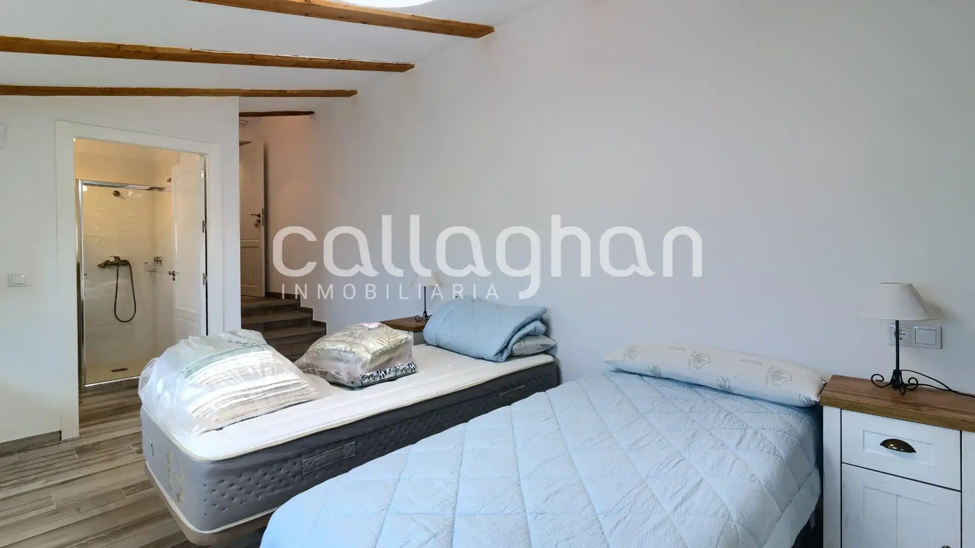 Habitación de Casa o chalet en venta en Alzira con Calefacción, Jardín privado y Terraza