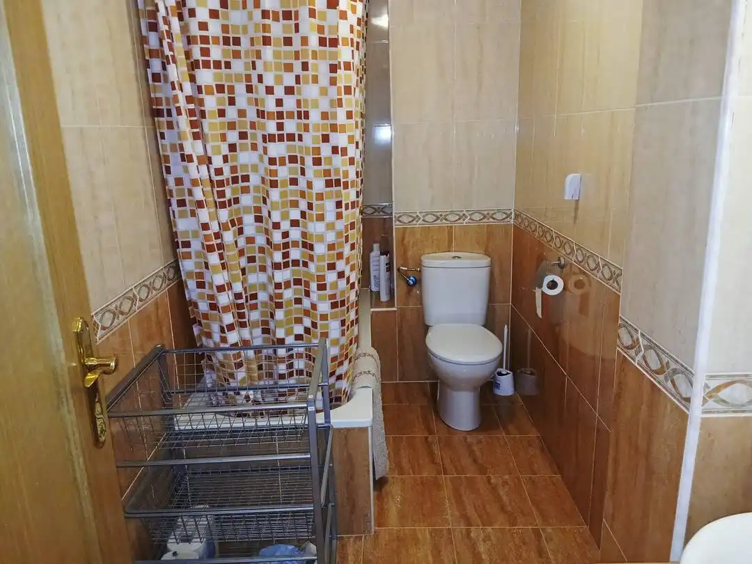 Bany de Pis en venda en Zorraquín amb Calefacció, Terrassa i Moblat