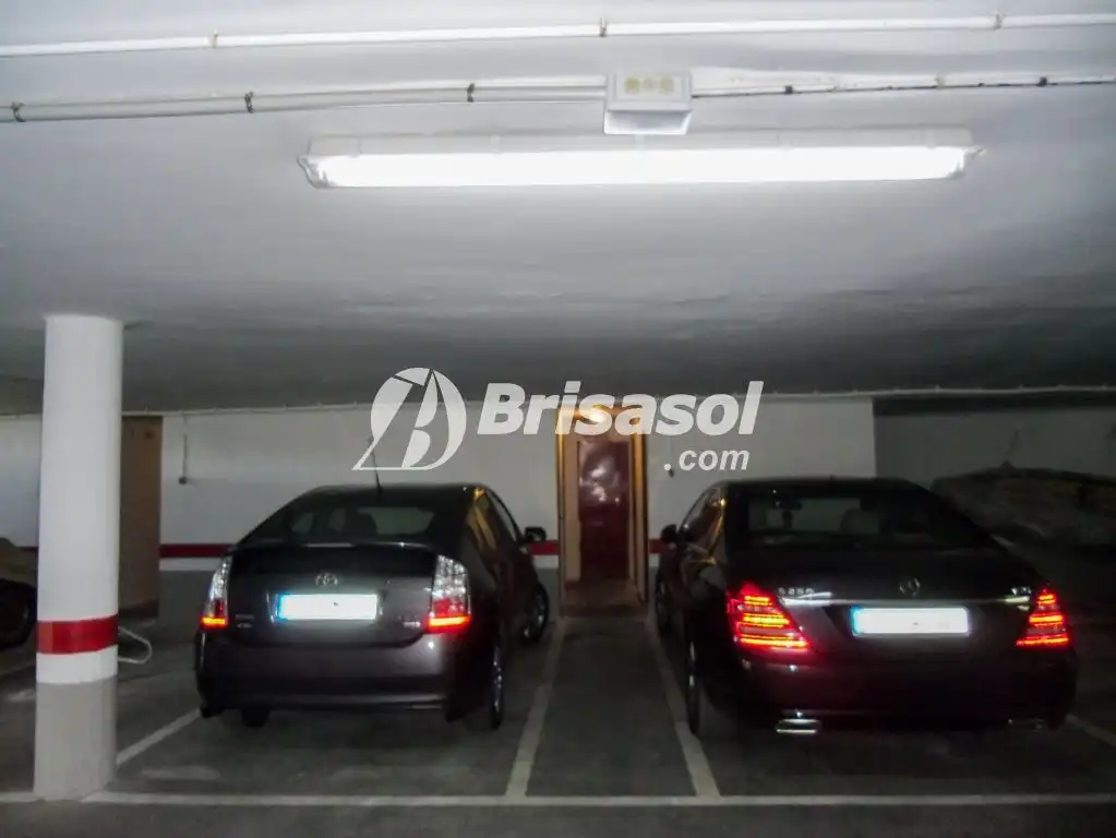 Aparcament de Apartament en venda en Salou amb Terrassa, Traster i Moblat