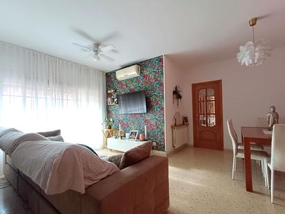 Living room of Flat for sale in Sabadell  with Air Conditioner, Heating and Terrace