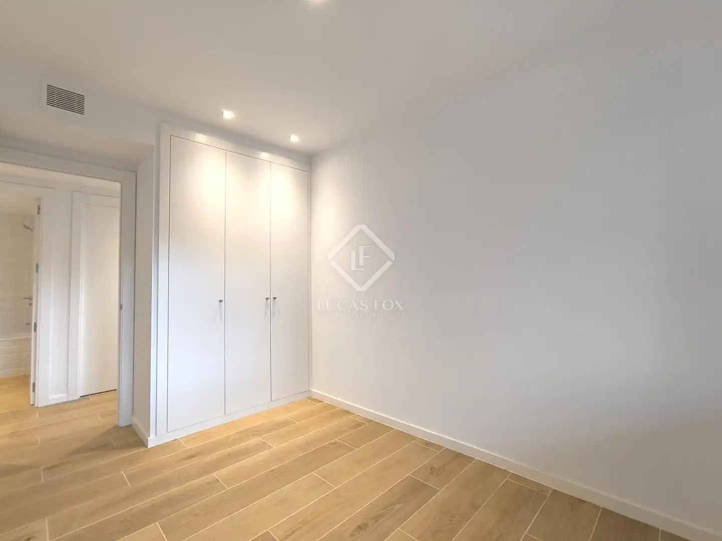 Flat with pool to rent in Finestrelles, imagen 17