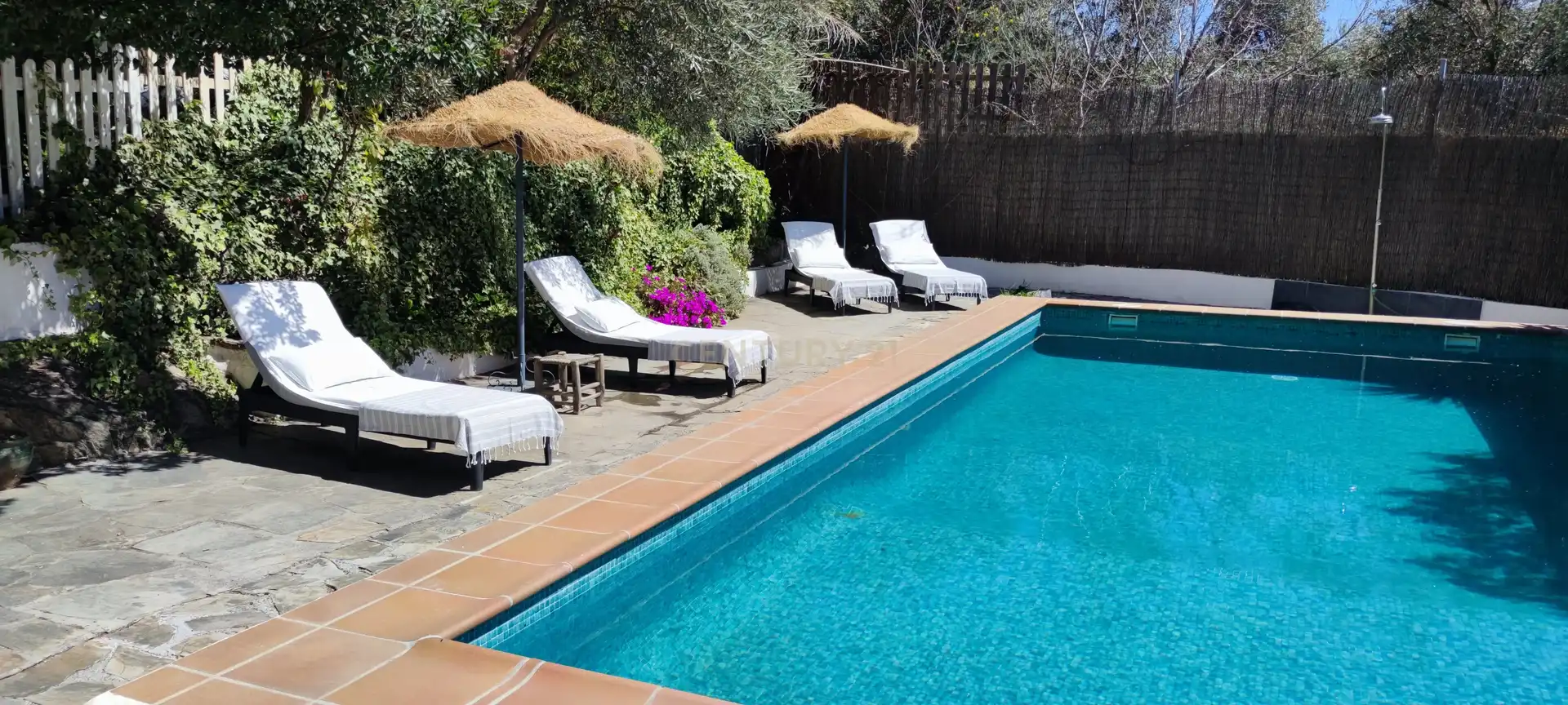 Schwimmbecken von Gebäude zum Verkauf in La Taha