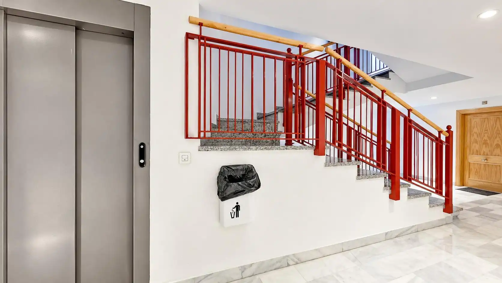 Appartamento con terrazza in vendita a LISBOA, imagen 27
