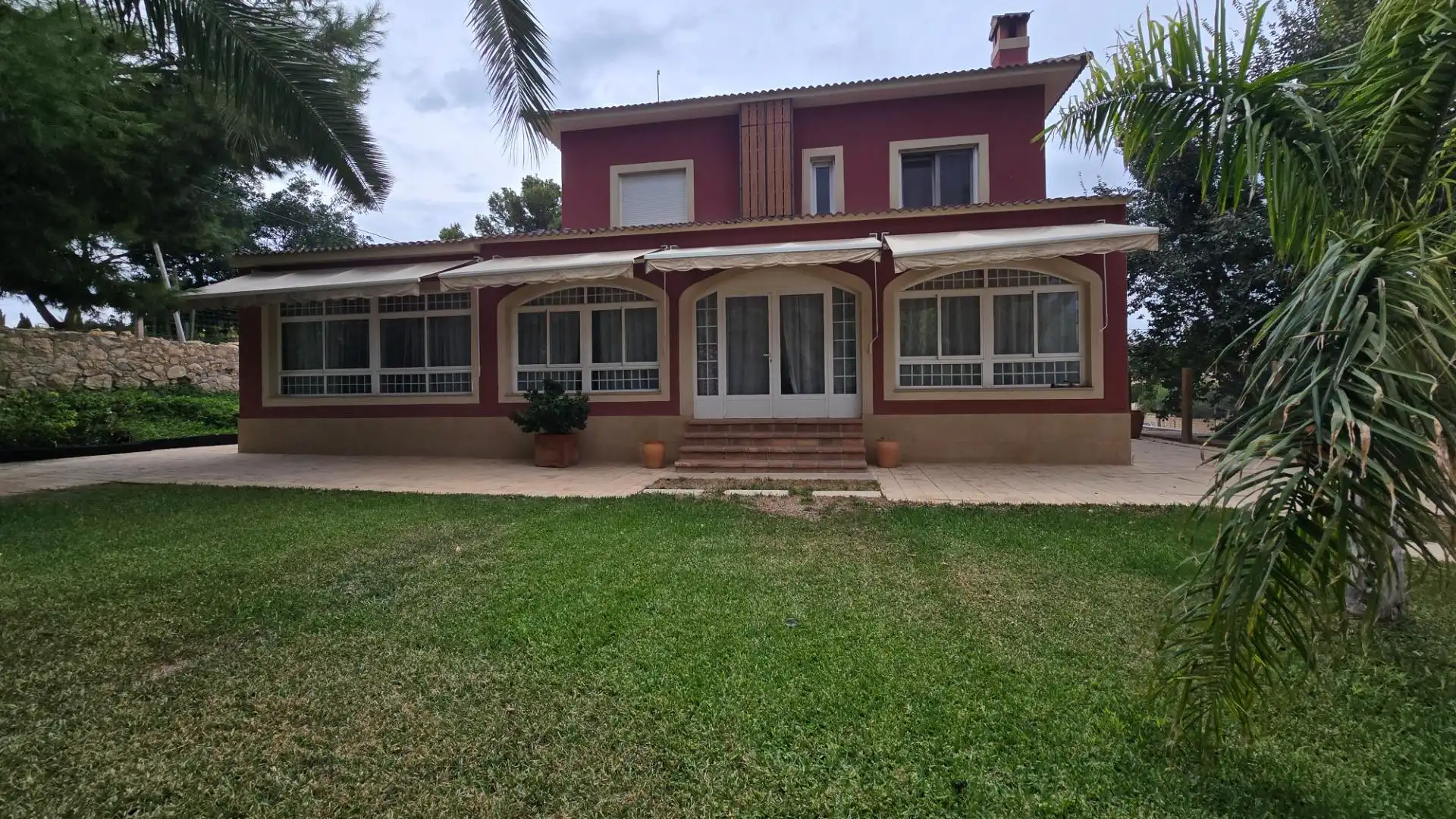 Vista exterior de Casa o chalet en venta en Partidas de Alicante