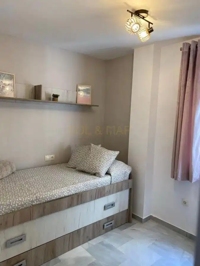 Dormitori de Dúplex en venda en Fuengirola amb Aire condicionat, Calefacció i Terrassa