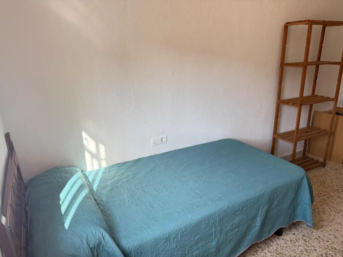 Schlafzimmer von Wohnung zur Miete in Granada